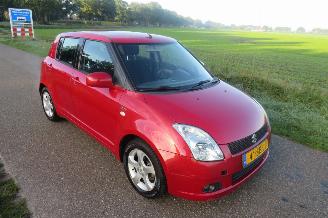 Suzuki Swift 1.5 102pk Exclusief 128.000km  van oma Geweest  Airco picture 20