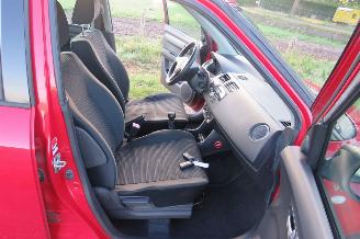Suzuki Swift 1.5 102pk Exclusief 128.000km  van oma Geweest  Airco picture 6