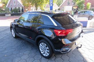 Volkswagen T-Roc 1.5 TSI Automaat Style  101.000km nap Camera 2020-07 Splinternieuw picture 2