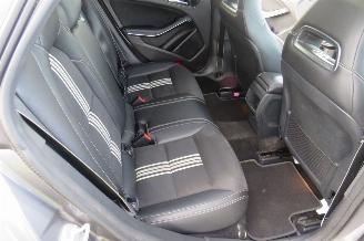 Mercedes Cla-klasse 200 D Automaat 136pk Shooting Break AMG Edition Glasendak [ Facelift model picture 26