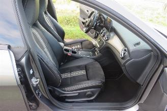 Mercedes Cla-klasse 200 D Automaat 136pk Shooting Break AMG Edition Glasendak [ Facelift model picture 36