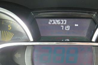Renault Clio 1.5 DCI  90pk Euro 6 Night&Day  topstaat Camera Navigatie Stoelverwarming picture 10