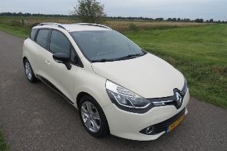 Renault Clio 1.5 DCI Eco Expression   205.000km nap Navigatie Airco  2015 Topstaat picture 2