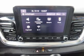 Kia Stonic 1.0 T GDI MHEV GT Line MPV 33.000km  camera navigatie  airco Nieuwstaat picture 10