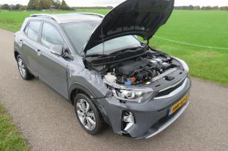 Kia Stonic 1.0 T GDI MHEV GT Line MPV 33.000km  camera navigatie  airco Nieuwstaat picture 17