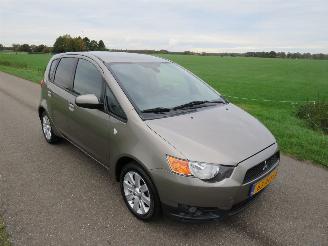 Mitsubishi Colt 1.3 Edition Two  Automaat  75.000km nap Airco  5Drs  2011 picture 20