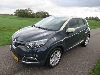 Coche accidentado Renault Captur 0.9 TCE Dynamique 137.000km nap mpv Camera Navigatie Euro 6 2013/11