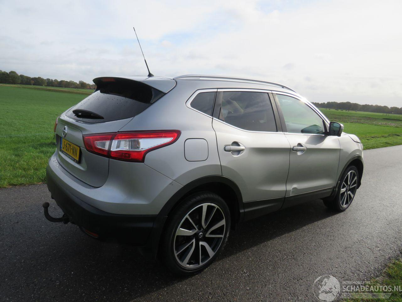 Nissan Qashqai MPV 1.2 Tekna 116pk 2017 Camera Navie Clima Stoelverwarming leer vol optie