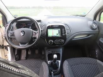 Renault Captur 0.9 Tce  75.000KM nap Camera Navigatie Clima  2017 [ nieuwstaat picture 5