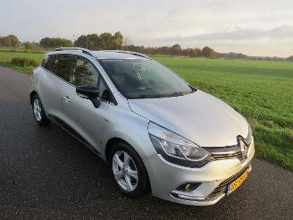 uszkodzony samochody osobowe Renault Clio 0.9 TCe Estate Limited 170.000km nap  Navigatie   2017  [ topstaat 2017/4