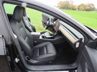 Tesla Model 3 Gerserveerd  Automaat Elektrisch TESLA 106.000 km 2019 panoramadak Leer Navigatie  [ instappen eb rijden picture 7