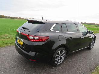 uszkodzony samochody osobowe Renault Mégane 1.6 Dci 131pk Serie Signature Exclusive   Bose 2017 Camera Navigatie Clima  leer Stoelverwarming 2017/11