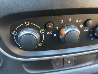 Renault Trafic 1.6 DCi 170.000km nap  Airco 2015 Schuifdeur picture 14