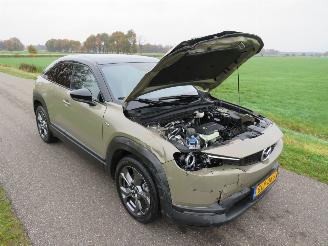 Mazda MX-30 SKY Activ Automaat  Elektrisch 14.000km 2023 Makoto  Camera Navigatie  leer  [splinternieuw picture 3