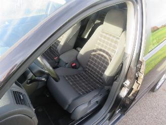 Volkswagen Golf 14 TSi  122pk Gt Line   5Drs Navigatie  Clima  Sport  2008 6 bak picture 17
