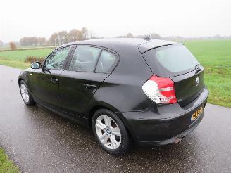 BMW 1-serie 116 2.0 122pk 5drs Business Line 2011  Airco Navigatie   216.000km topstaat picture 11