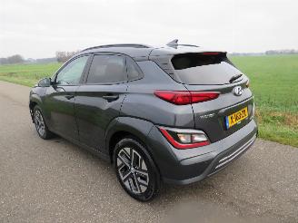 Hyundai Kona 39 kw Automaat Hybride  Elektrisch 2021  40.000km Camera Navigatie  stoelverwarmig  nieuwstaat picture 4