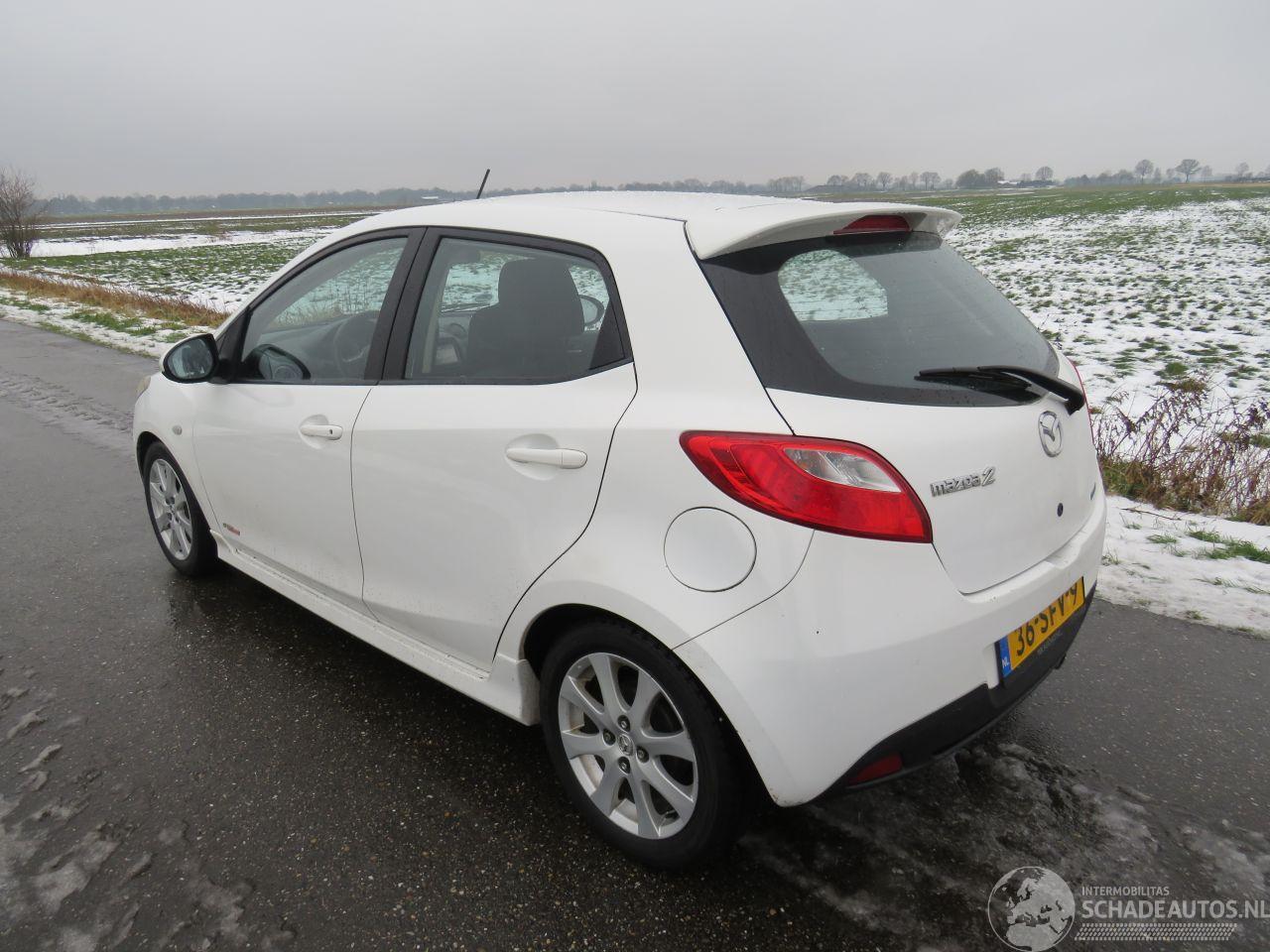 Mazda 2 1.3  GT M Line Benzine/ Lpg  2011-09  Parkeerschade