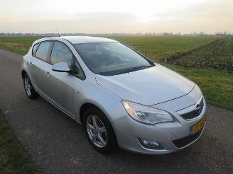 Opel Astra 1.4  156.000km nap Airco  5drs Airco 2010 picture 1
