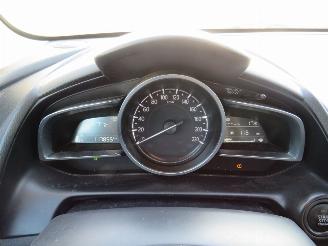 Mazda 2 1.5 Hybride Elektrisch Benzine  ky activ-G Signature Camera / Navi / CarPlay / DAB / Stoel-Stuur Verwarming picture 26