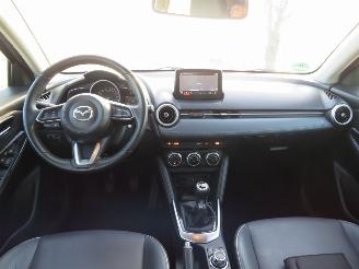 Mazda 2 1.5 Hybride Elektrisch Benzine  ky activ-G Signature Camera / Navi / CarPlay / DAB / Stoel-Stuur Verwarming picture 2