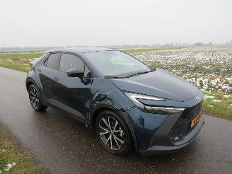 Toyota C-HR 1.8 Automaat Hybride Benzine Elektrische 17.000km 2024 Camera stoelverwaming navigatie picture 21