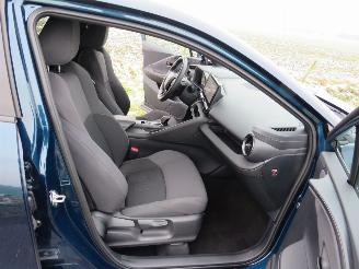 Toyota C-HR 1.8 Automaat Hybride Benzine Elektrische 17.000km 2024 Camera stoelverwaming navigatie picture 19