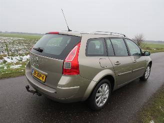 Schadeauto Renault Mégane Grande Tour 16  Business line navigatie clima  Sportstoelen schuifdak [ schadevrij 2009/4