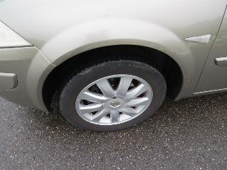 Renault Mégane Grande Tour 16  Business line navigatie clima  Sportstoelen schuifdak [ schadevrij picture 15