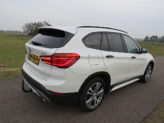 damaged passenger cars BMW X1 X DRIVE20I 192pk Automaat 150.000km nap 4x4 Camera  leer  jeep  2016  nieuwstaat 2016/11