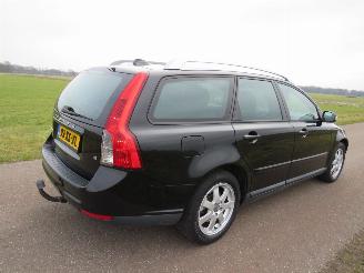 Unfallwagen Volvo V-50 1.8 Edition 125pk airco stoelverwarming  topstaat 2007/9