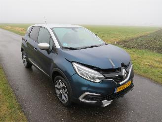 Renault Captur 1.2 TCE 118pk  94.000 Nap 5drs Mpv Camera Navigatie 2017 nieuwstaat picture 2