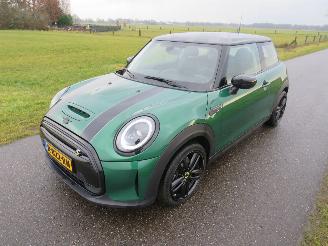 Mini Electric Mini Electric SE  49.000km nap Automaat camera navigatie leer stoelverwarming  2021 picture 7