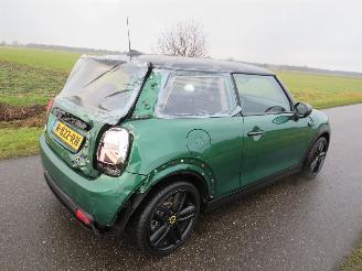 Mini Electric Mini Electric SE  49.000km nap Automaat camera navigatie leer stoelverwarming  2021 picture 15