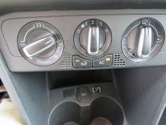 Volkswagen Polo 1.4 16v 5Drs 215.000km   Airco Navigatie  topstaat 2010 picture 26