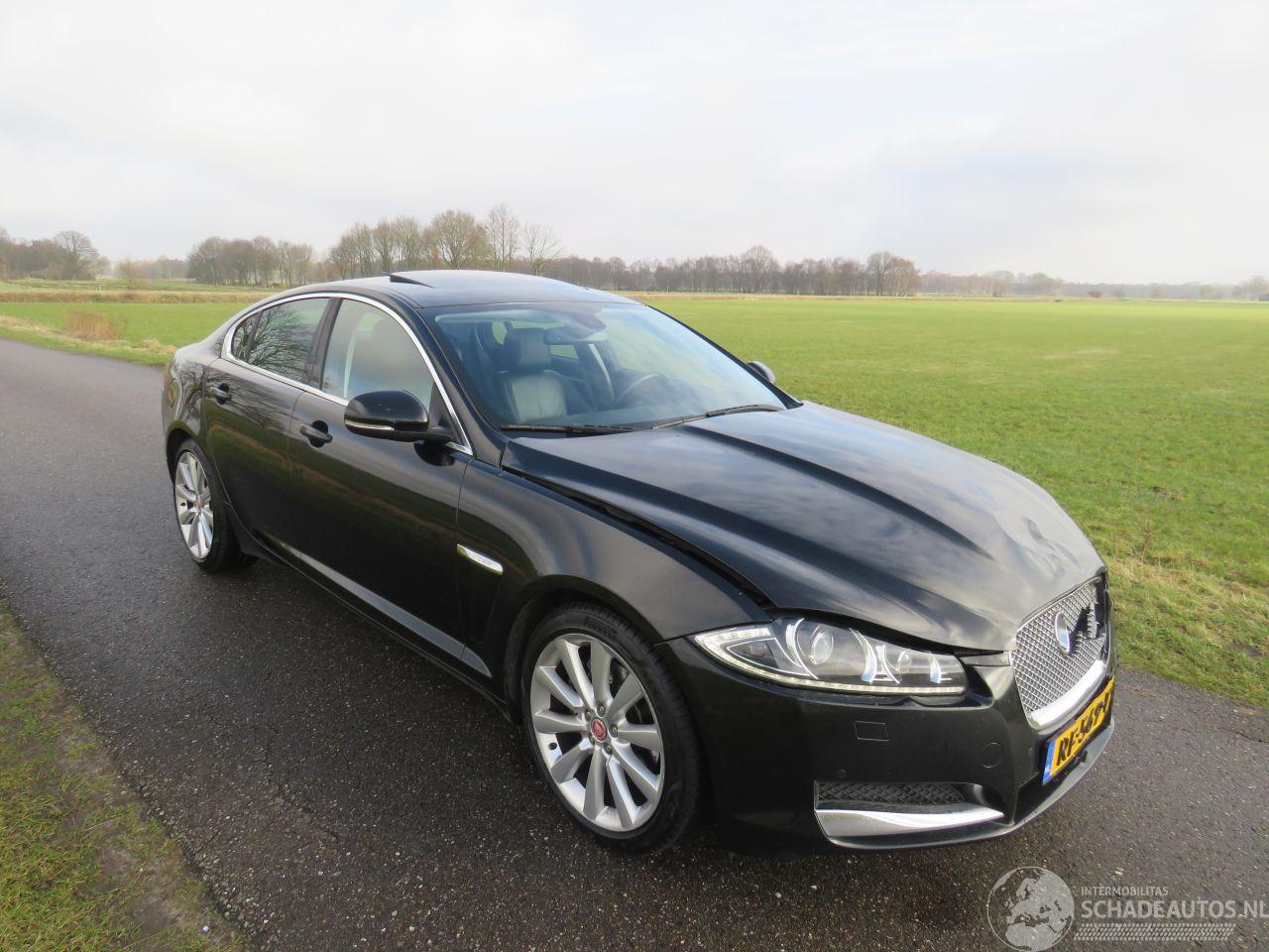 Jaguar XF 2.2 S.R Sport LE  200pk Automaat  2015 vol optie