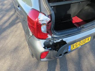 Kia Picanto Kia Picanto 1.0 CVVT Design Edition Camera Navigatie Airco Clima leer 70.000km picture 10