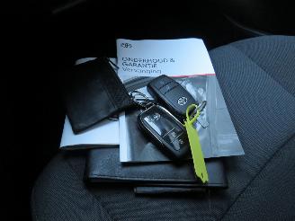 Toyota C-HR 1.8 Automaat  Hybride 140 10.000km nap 2025 Elektrische/Benzine Camera Navi picture 14