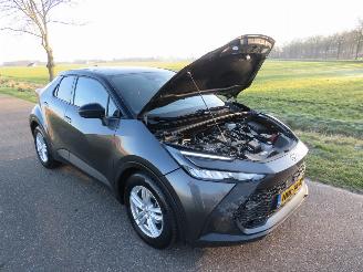 Toyota C-HR 1.8 Automaat  Hybride 140 10.000km nap 2025 Elektrische/Benzine Camera Navi picture 4