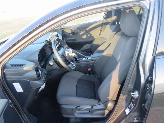 Toyota C-HR 1.8 Automaat  Hybride 140 10.000km nap 2025 Elektrische/Benzine Camera Navi picture 16