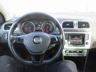 Volkswagen Polo 1.0 Edition R  179.000km 5Drs 2016 stoelverwarming airco clima   topstaat picture 8