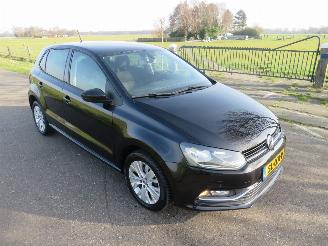Volkswagen Polo 1.0 Edition R  179.000km 5Drs 2016 stoelverwarming airco clima   topstaat picture 5