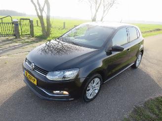 Vaurioauto  passenger cars Volkswagen Polo 1.0 Edition R  179.000km 5Drs 2016 stoelverwarming airco clima   topstaat 2016/8