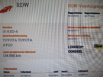 Toyota Aygo 1.0 12v 5Drs 135.000km  NAP Airco Dynamic Blue 2010 [ eerste eigenaar picture 3