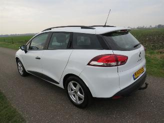 Avarii autoturisme Renault Clio 0.9 TCe 90pk Euro 6 5drs Airco 2014   219.000km NAP 2014/9