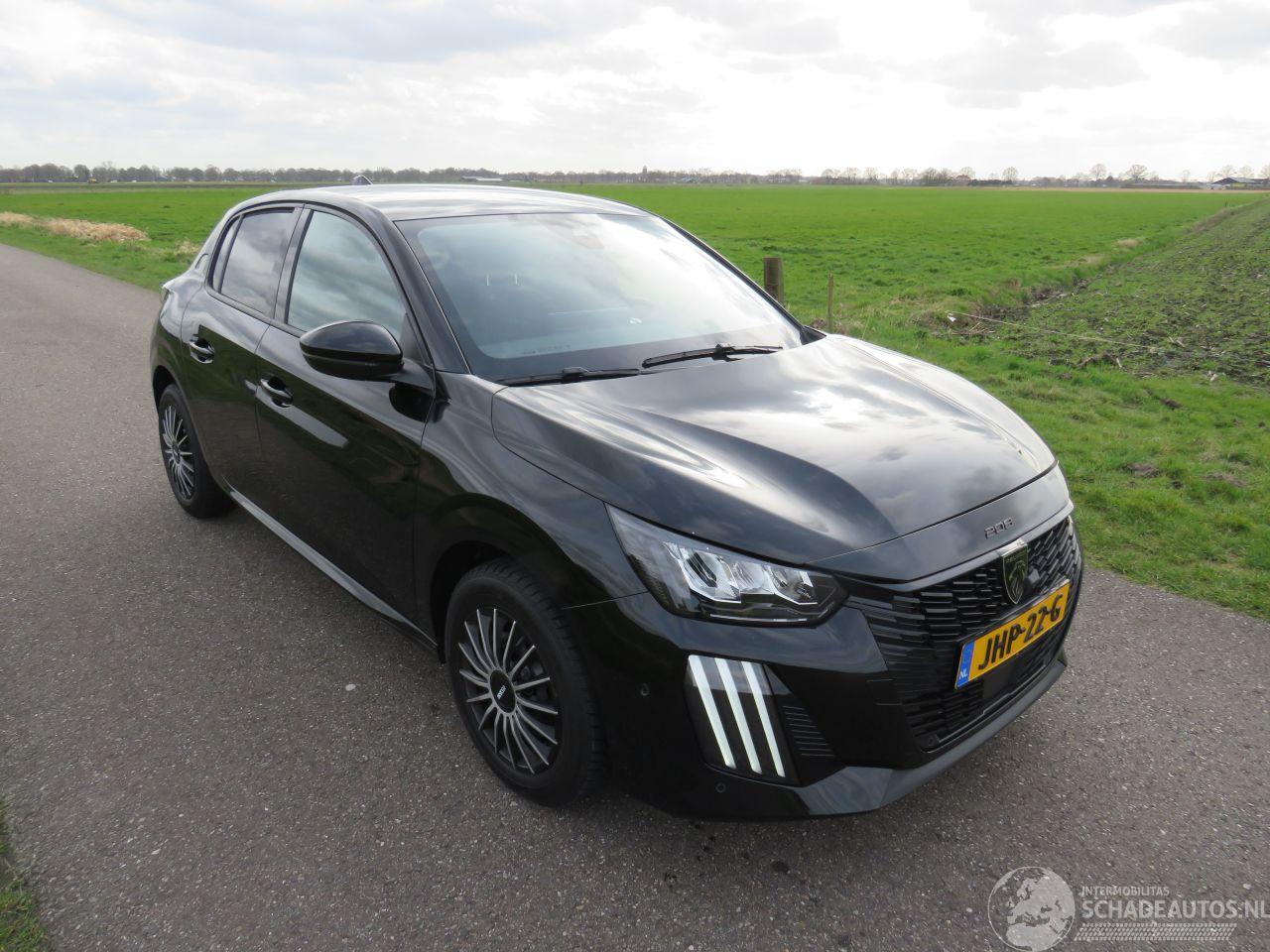 Peugeot 208 1.2 Pure Tech 100 Allure  3.000km  splinter nieuw  5drs Camera Leer Sport stoelen 2025