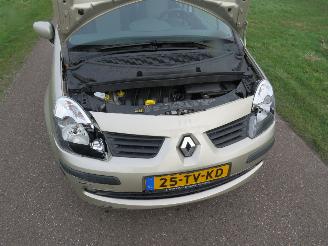 Renault Modus 1.6 16v Automaat  91.000km nap 5drs Mpv Airco  [ van opa geweest picture 31