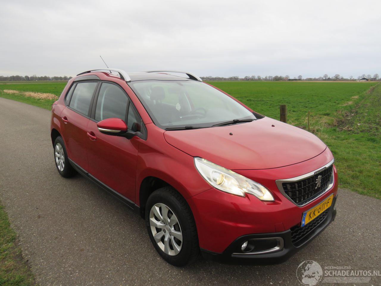 Peugeot 2008 12 Pure 73.000km nap  Pure Tech Blue Lion  2016 Navigatie Clima  Sport