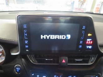 Toyota CH-R 1.8 Aut Hybride Premium  Electrische / Benzine  2017 Leer Camera .Navigatie picture 5