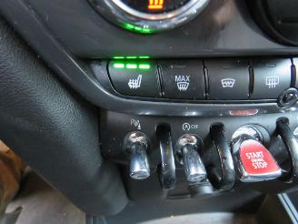 Mini Countryman 1.5 136pk John Cooper Works Automaat  85.000km nap  [ nieuwstaat picture 16